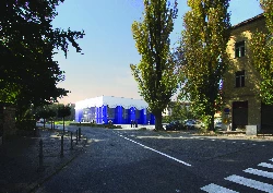 Vid Žnidaršič - Drama! (začasna) : idejna zasnova začasnih prostorov SNG Drama Ljubljana na parkirišču NUK 2 v Ljubljani